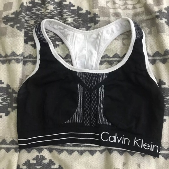 Calvin Klein reversible sports bra - Picture 1 of 3